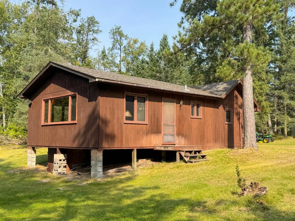 44915 Schoolcraft Trail, Schoolcraft Twp