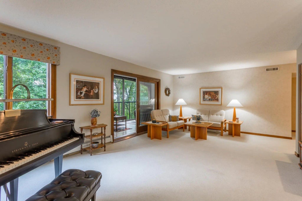 8430 Pennsylvania Road 214, Bloomington