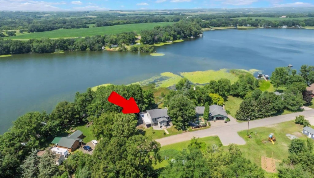 21007 Edgewater Road, Richmond