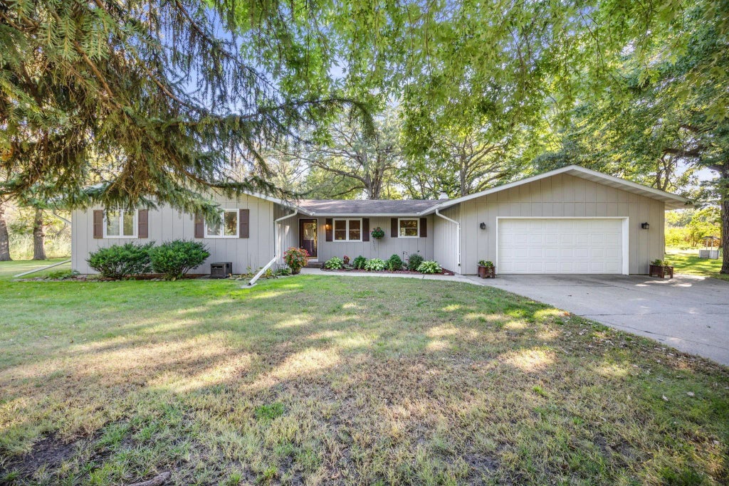 20447 Tiller Drive, Hutchinson