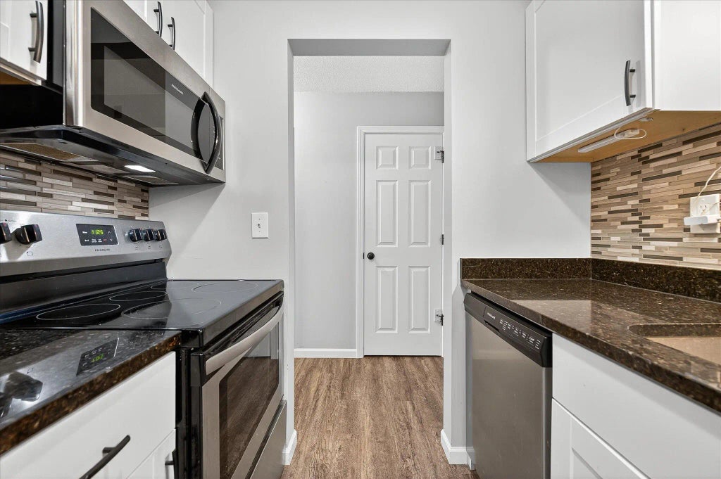 4530 Park Commons Drive 119, Saint Louis Park