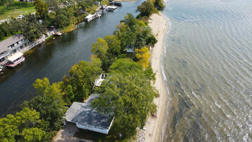 43113 Pleasure Park Road, Ottertail