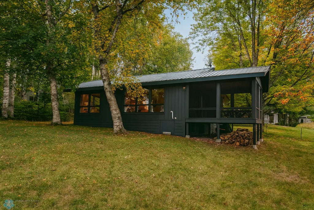 47304 Dallas Road, Lake Jessie Twp