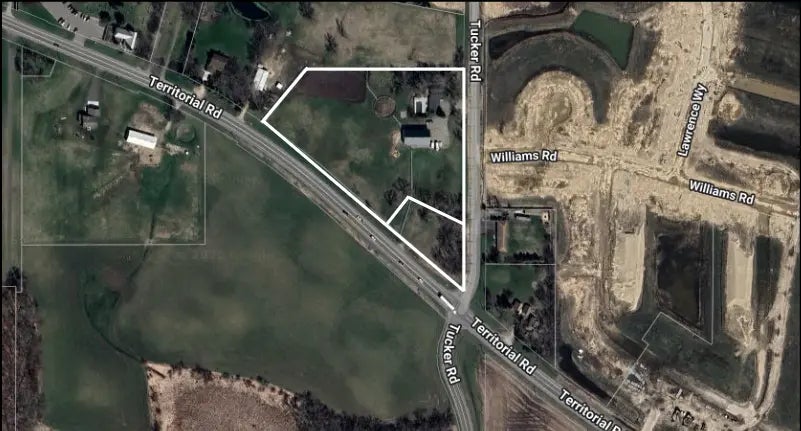 Xxxxx Tucker Road, Rogers