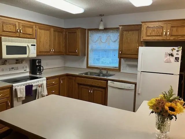 393 Phyllis Street, Big Lake