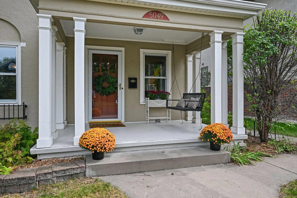 5049 Penn Avenue S, Minneapolis