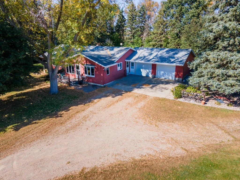 1992 220th Avenue, Shetek Twp