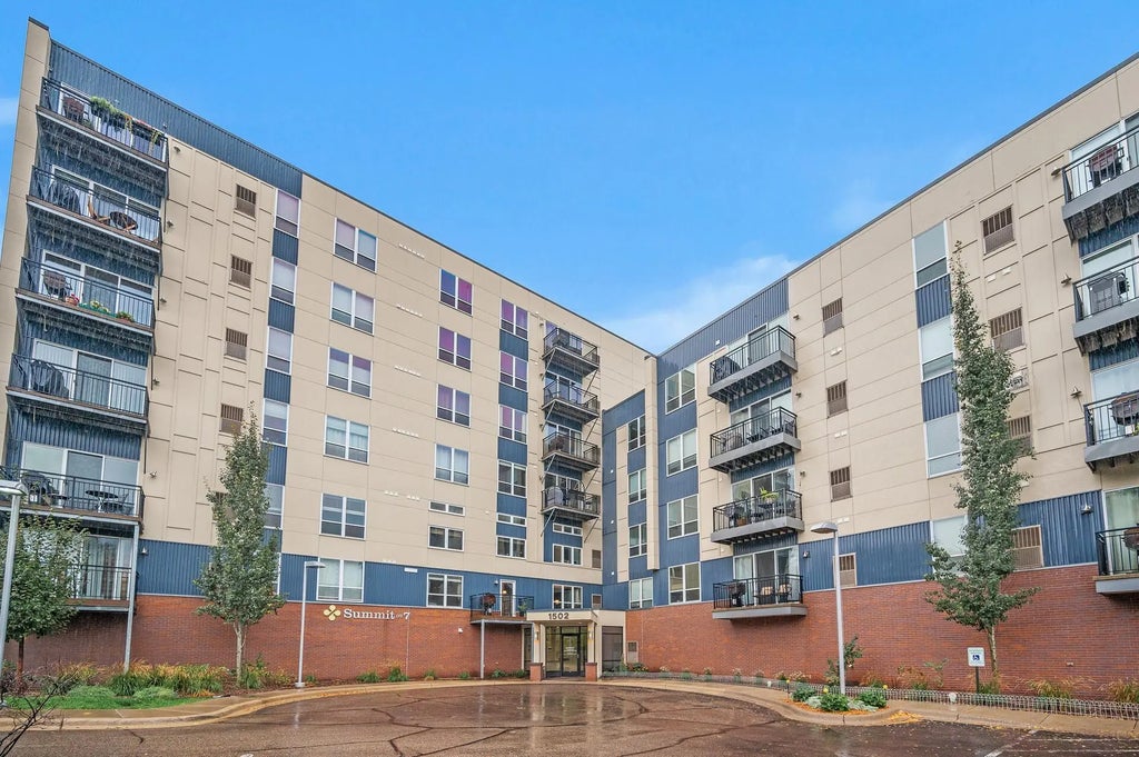 1502 5th Street N 403, Hopkins