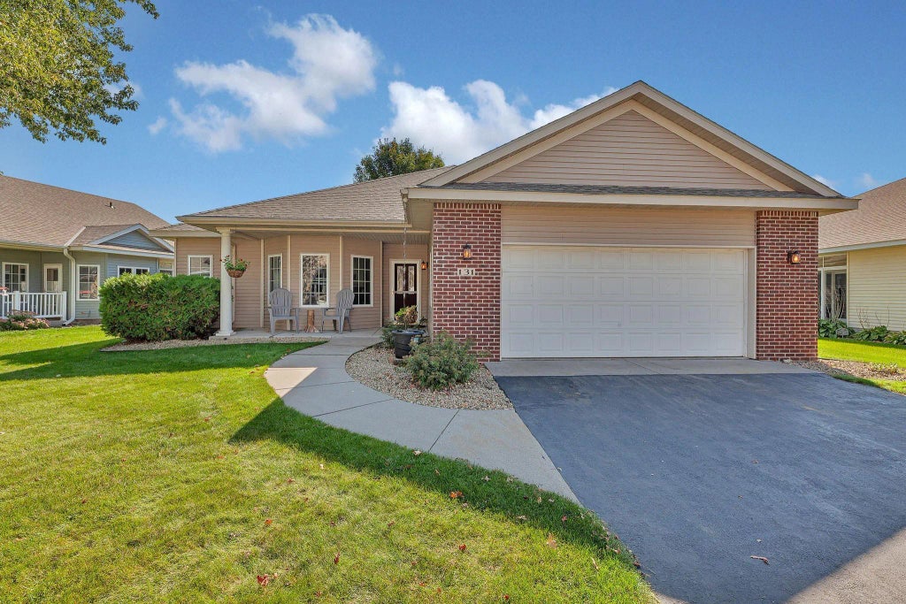 131 Goldfinch Lane, Clearwater