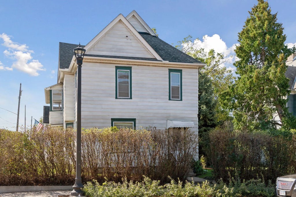 328 13th Avenue Ne, Minneapolis