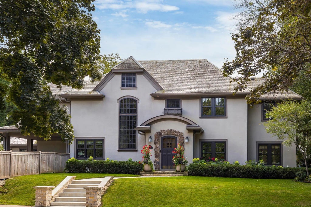 4601 E Lake Harriet Parkway, Minneapolis