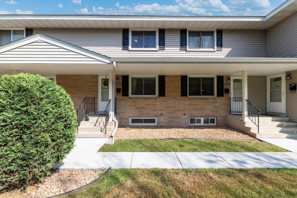 9019 18th Avenue S 210, Bloomington