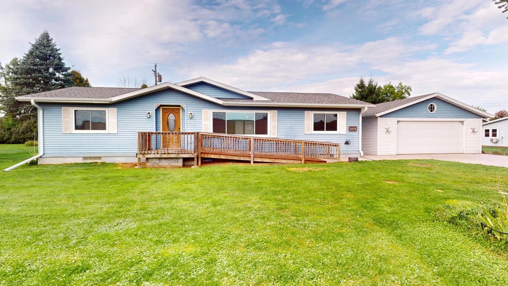 19574 Crestwood Lane, Galesville