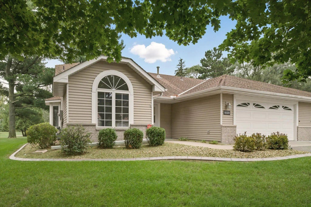 1020 Horizon Street, Vadnais Heights