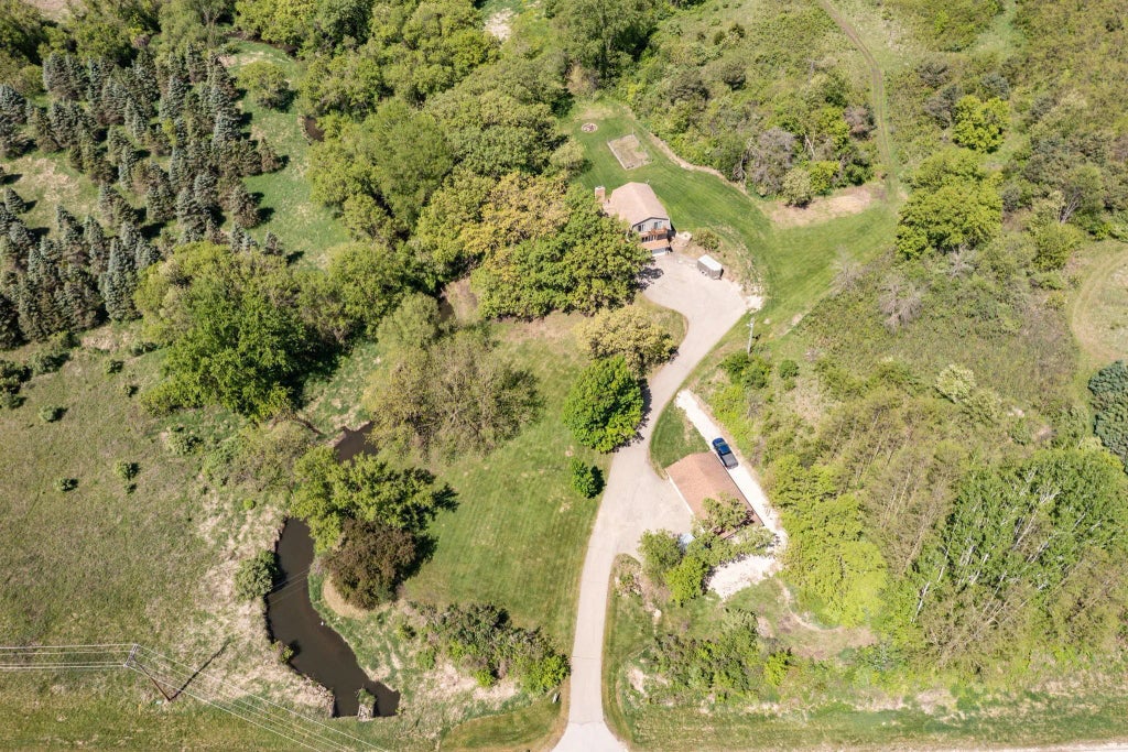 809 60th Avenue Sw, Rochester