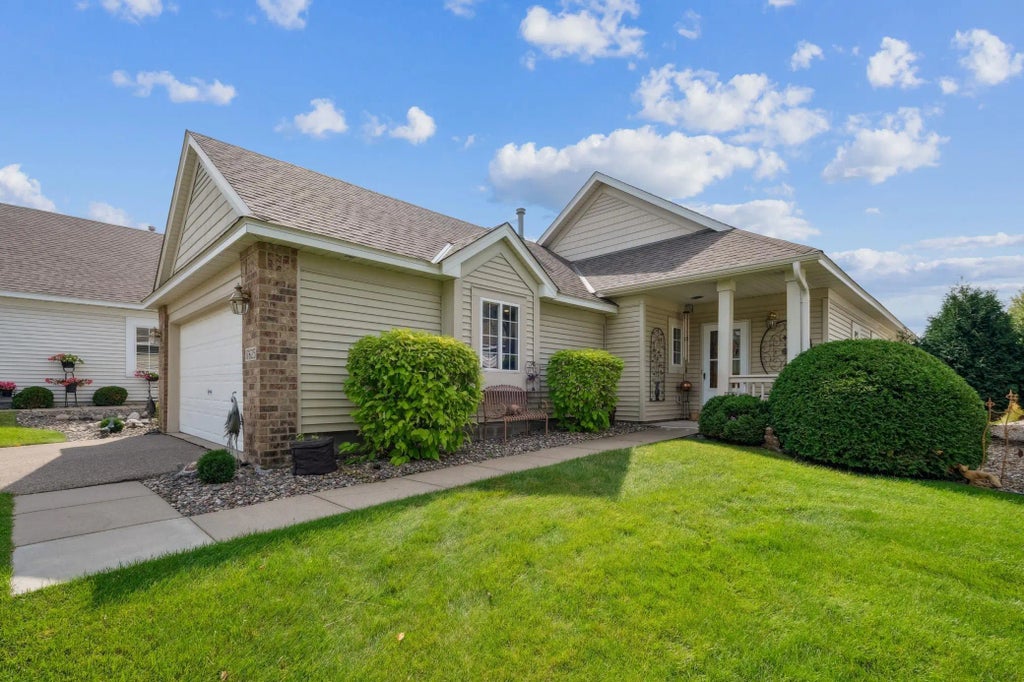 17625 43rd Avenue N, Plymouth