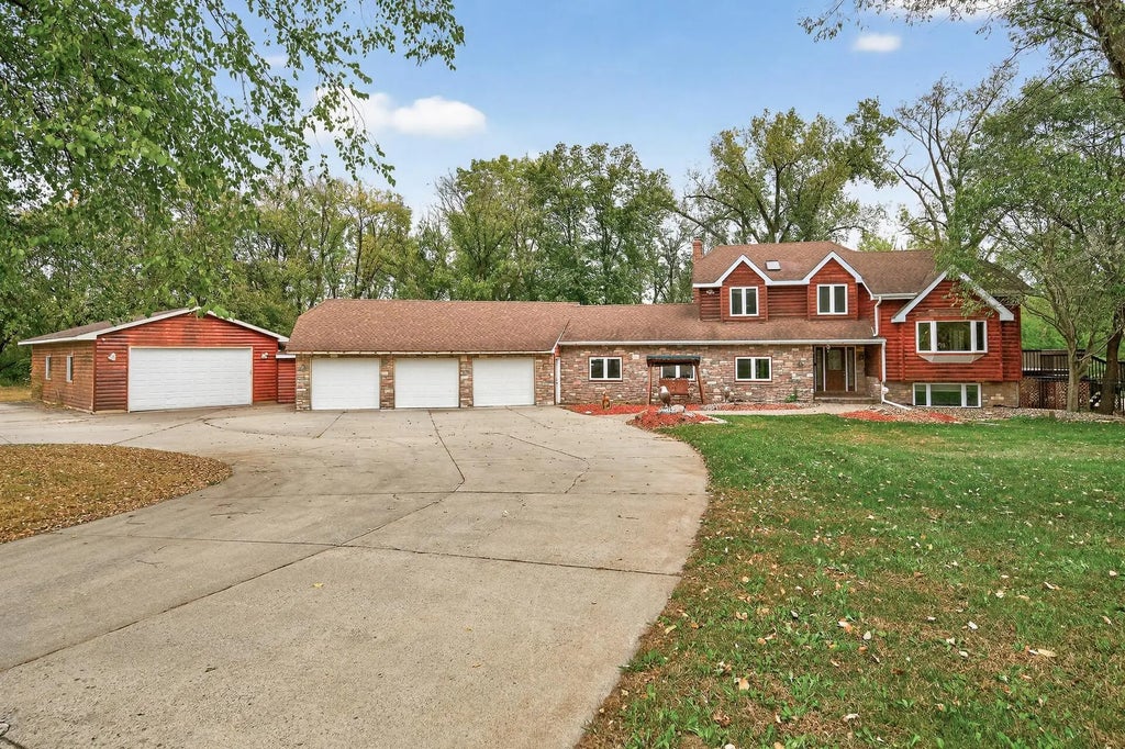 10500 Kadler Avenue Ne, Otsego