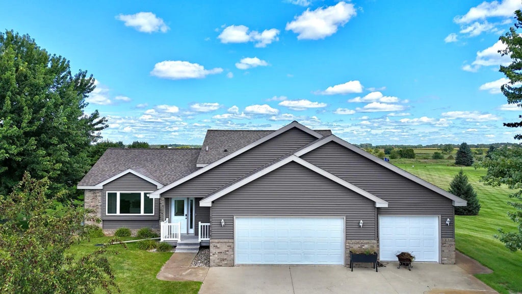 39534 Primrose Court, Sauk Centre