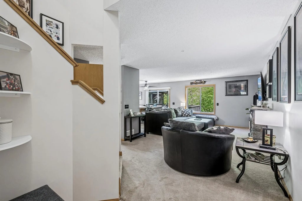 441 Pleasant Lane, Chaska