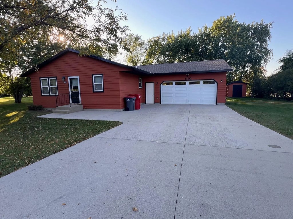 1110 Eckert Street Nw, Alexandria