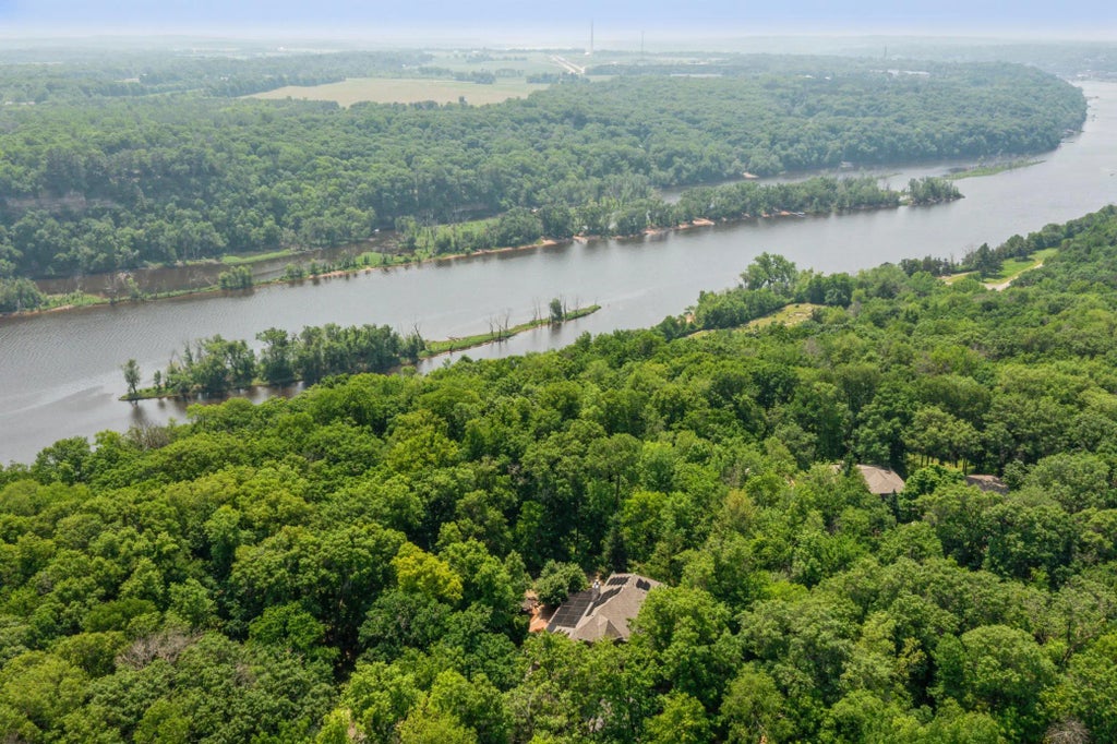 9755 Primrose Avenue N, Stillwater