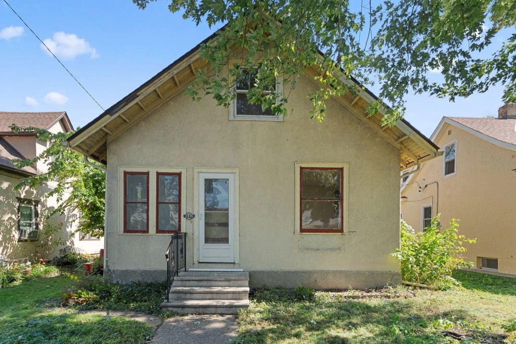3941 30th Avenue S, Minneapolis