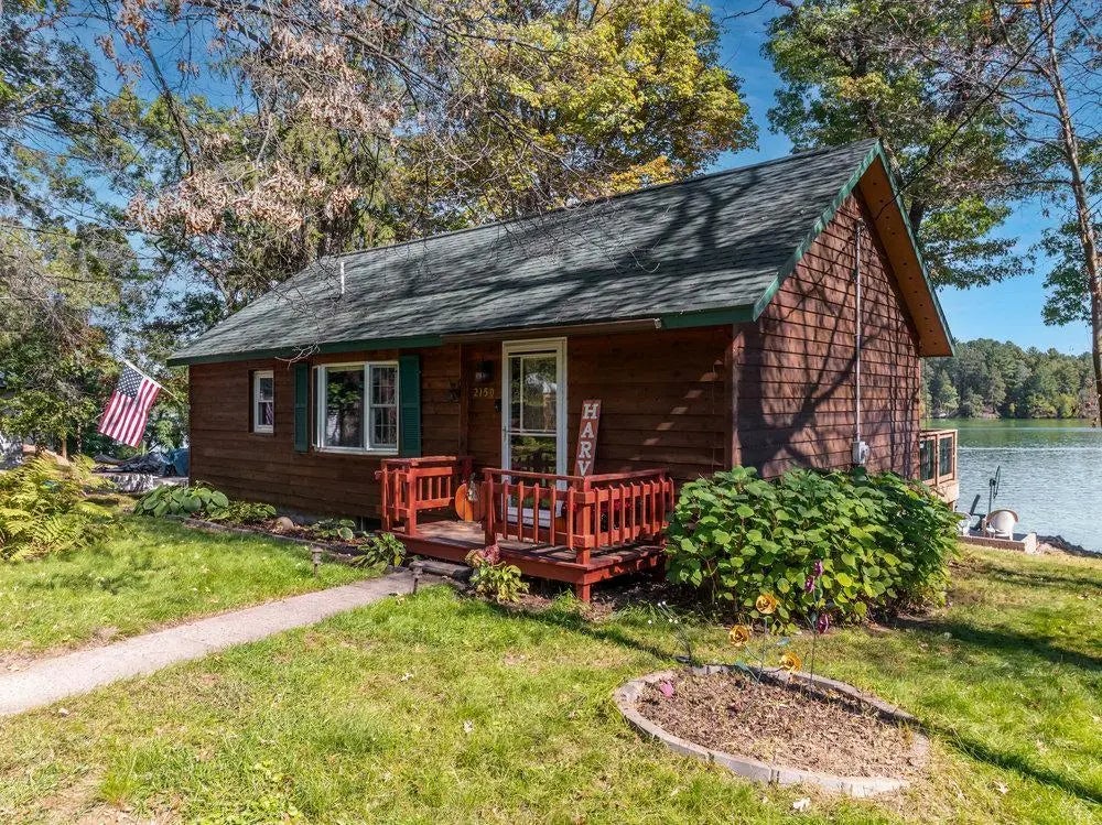 2150 12 3/8 Avenue, Stanley Twp