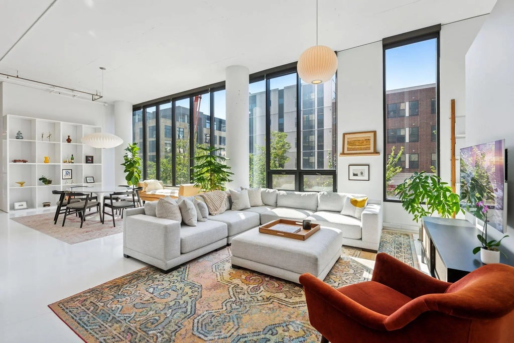 750 S 2nd Street 202, Minneapolis