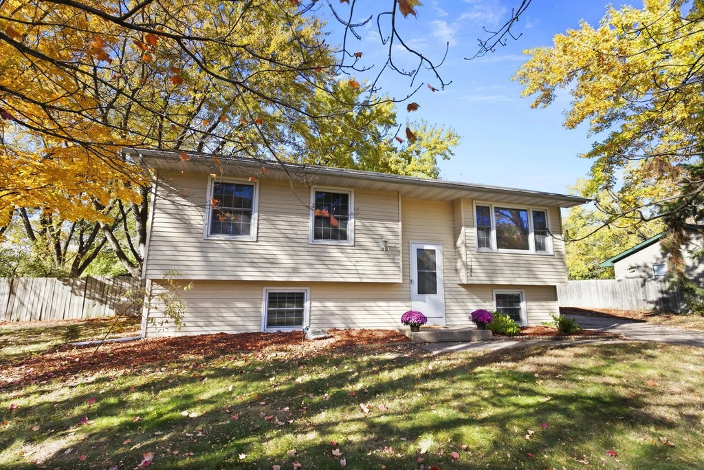 11300 7th Street Ne, Blaine