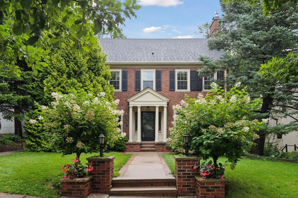 5129 Garfield Avenue, Minneapolis