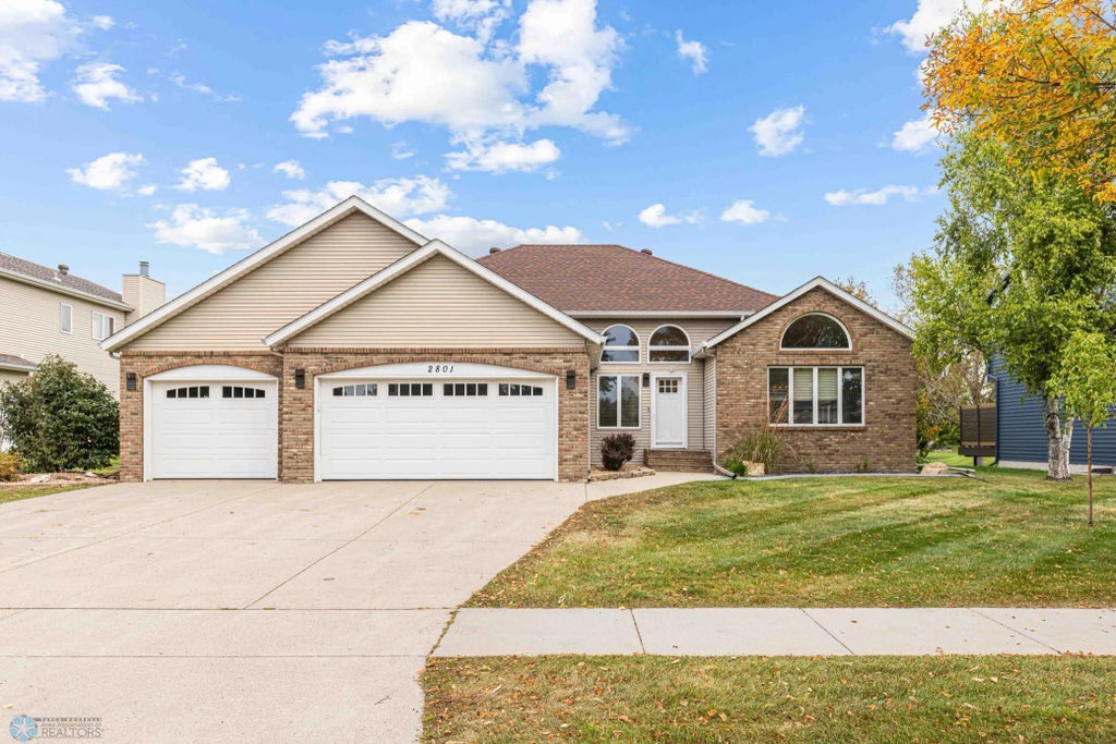 2801 26th Avenue S, Fargo