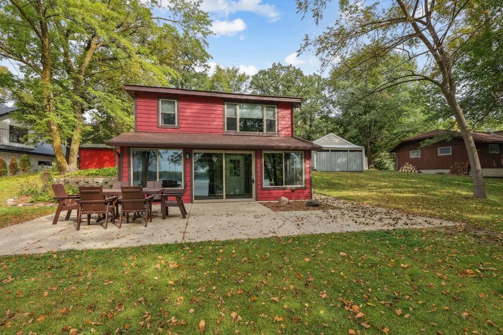 6567 150th Avenue Ne, Spicer