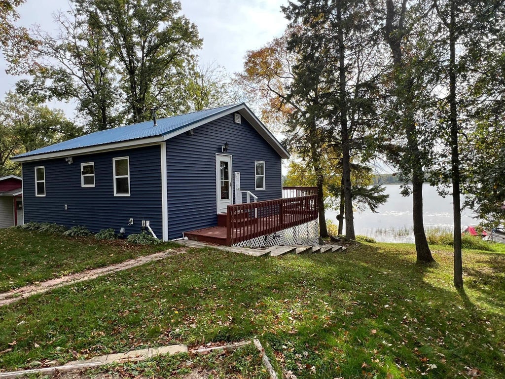 31707 325th Lane, Glen Twp