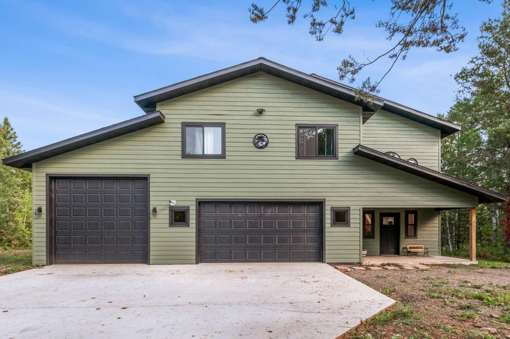 417 Elk Street, Duluth