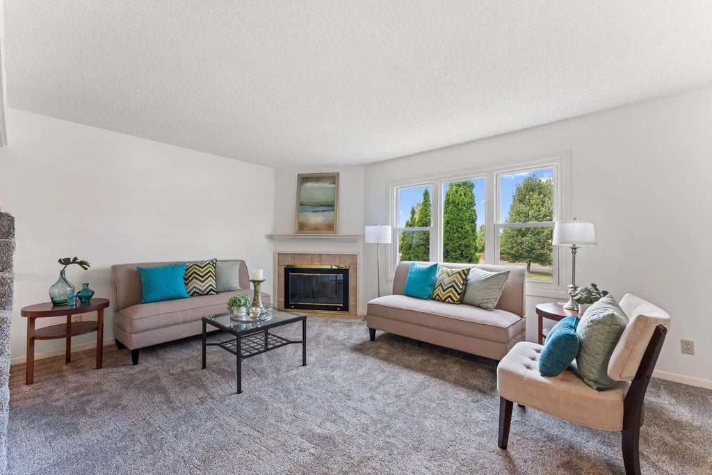 334 Lakeview Avenue, Long Lake