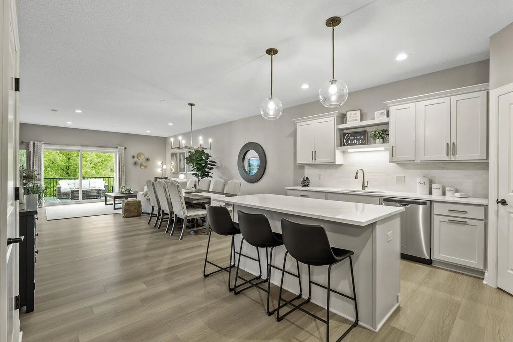 515 Marsh Path, Norwood Young America