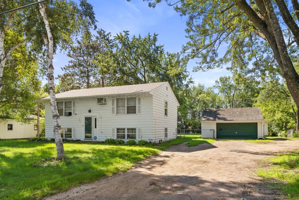 660 5th Avenue Nw, Pine City