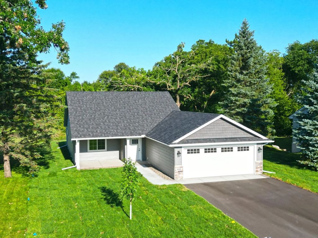 810 Morrison Avenue, Annandale