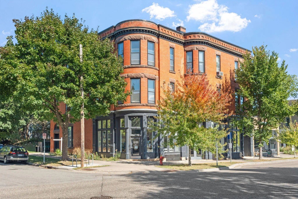 182 Mackubin Street 1, Saint Paul