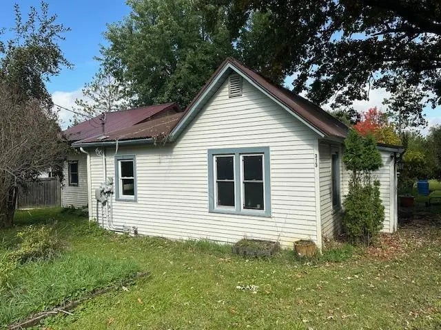 315 3rd Avenue Se, Clearbrook