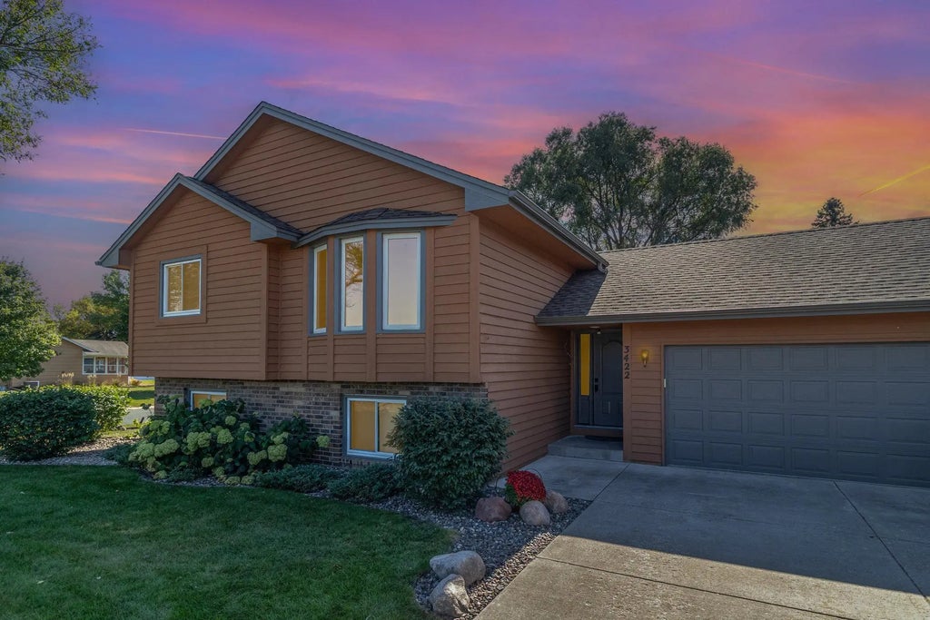 3422 134th Avenue Nw, Andover