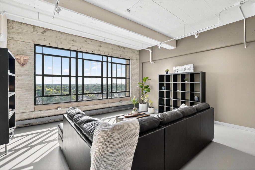 2929 Chicago Avenue 1120, Minneapolis