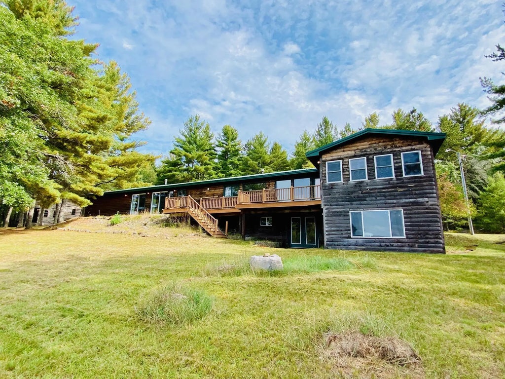 15943 S Crystal Lake Road, Wascott