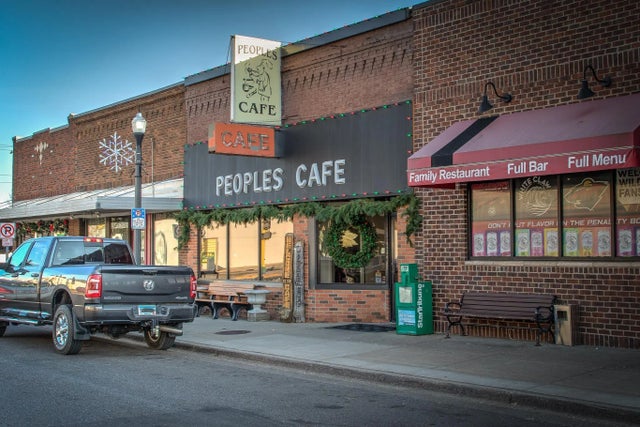 118 Main Street S, Cambridge