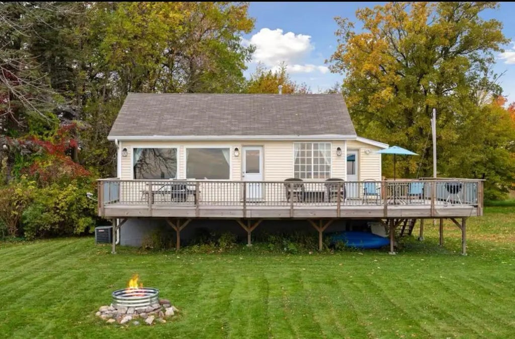 7919 Us Highway 169, Garrison