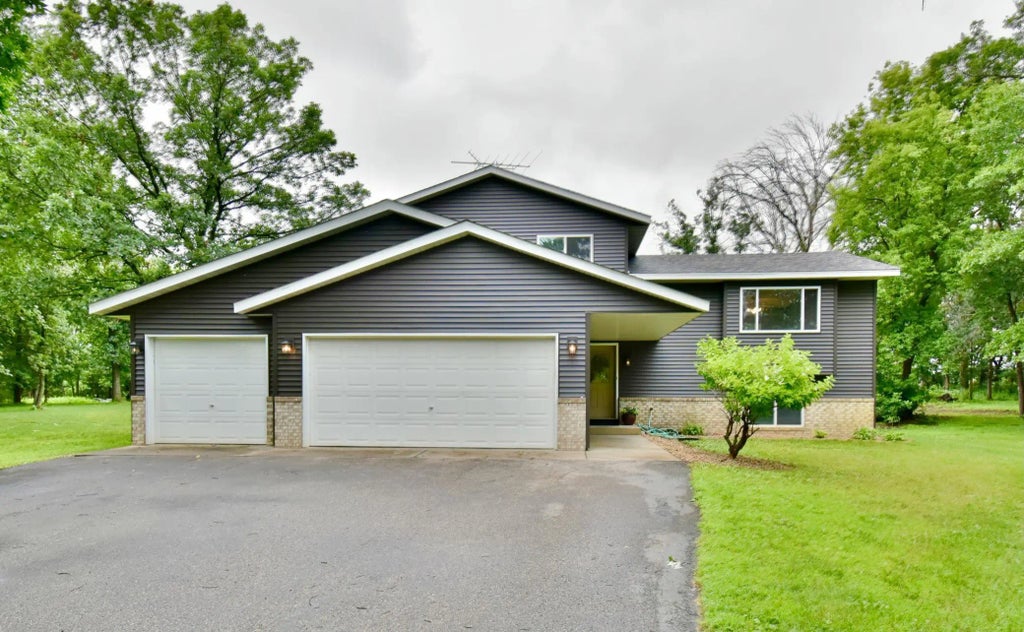 9466 191st Avenue Se, Becker Twp