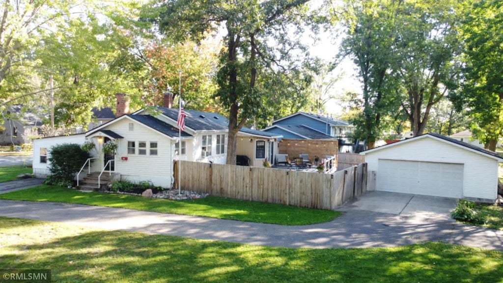 655 2nd Avenue Nw, Milaca