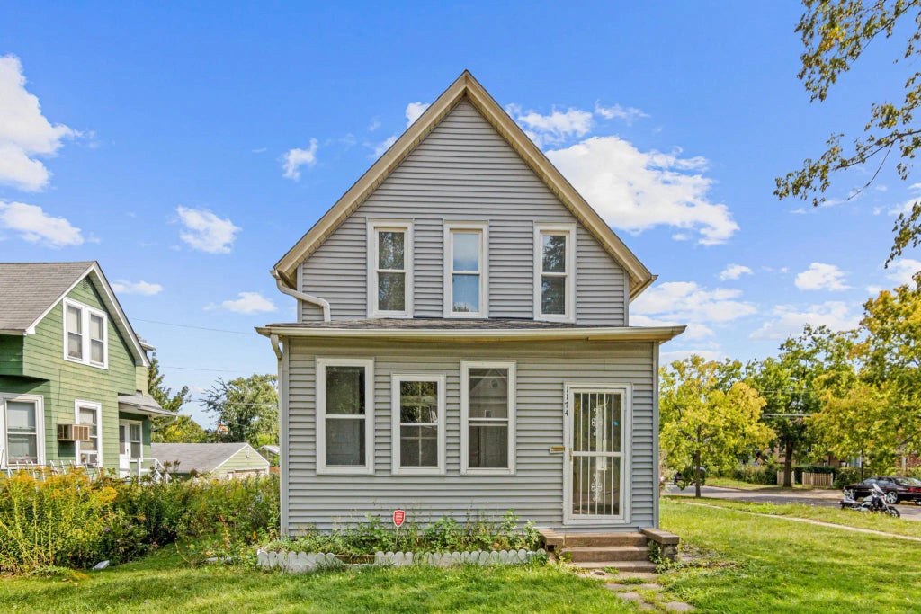 1174 Edgerton Street, Saint Paul