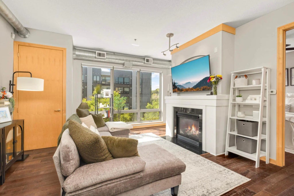 240 Spring Street 303, Saint Paul