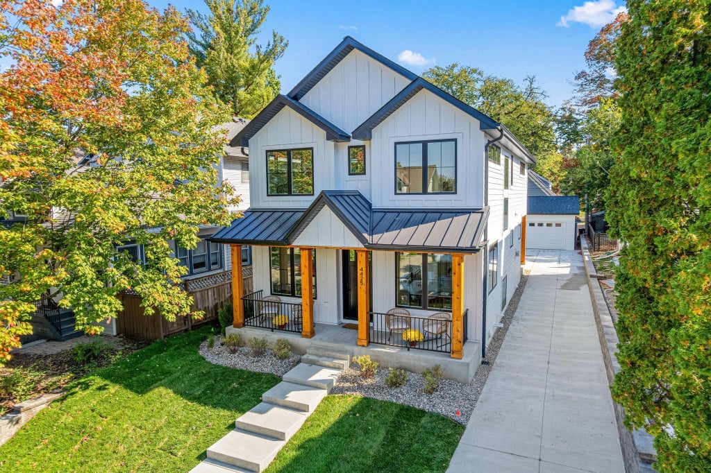 4425 Zenith Avenue S, Minneapolis